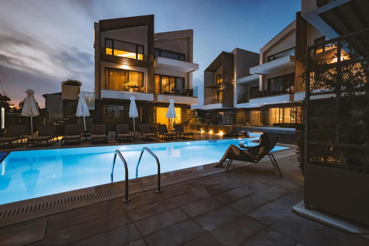 Serenity Suites - 5