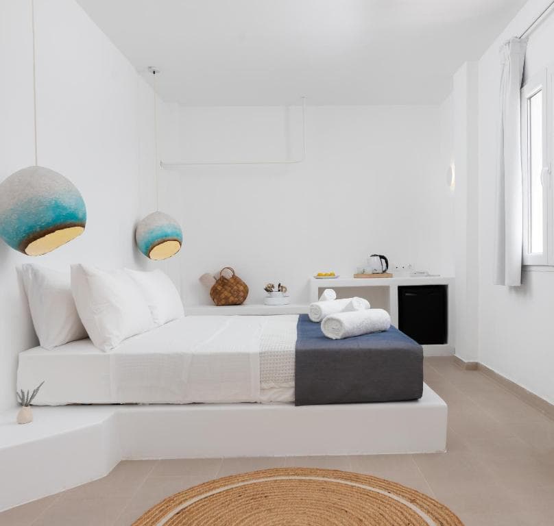 Voca Hotel & Suites - 3