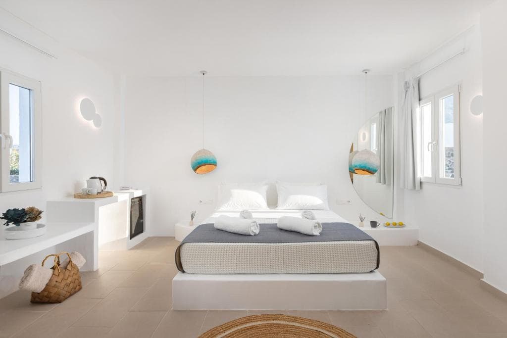 Voca Hotel & Suites - 11