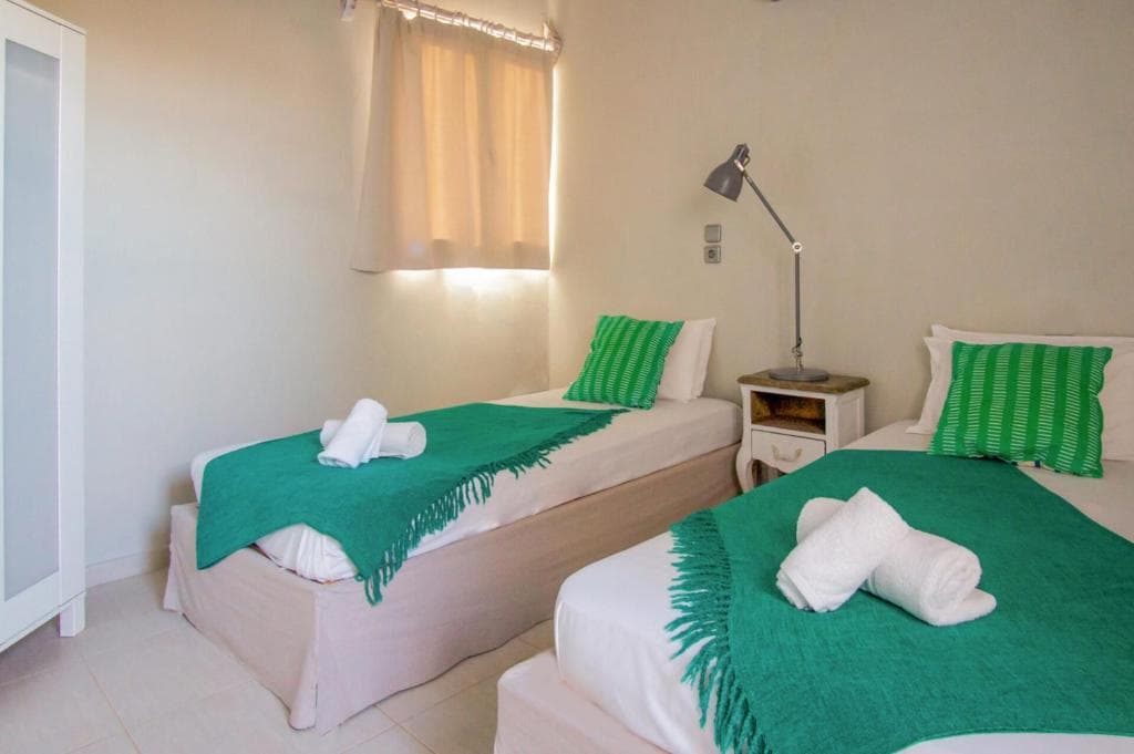 Golden Sun Boutique Malia - 1