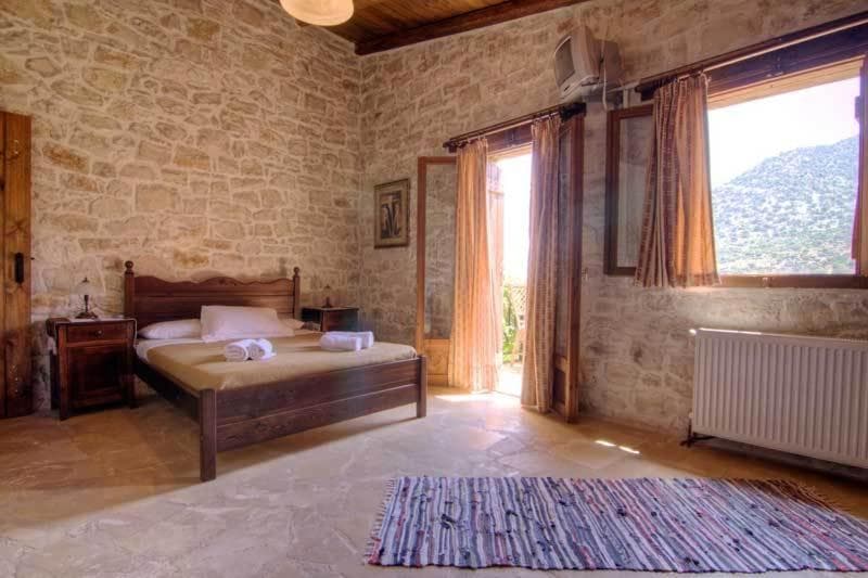 Stone Village Hotel Apartments - 5