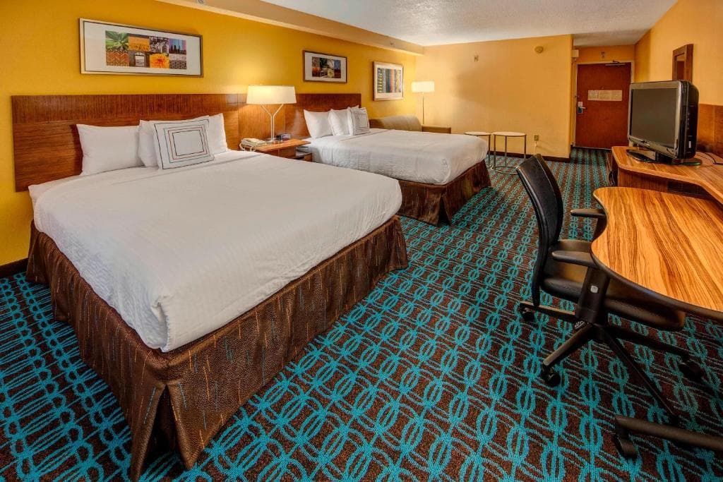 Fairfield Inn & Suites by Marriott Near Universal Orlando - 2