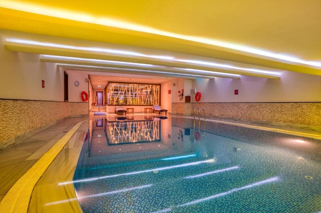 Crowne Plaza Old City Hotel - 5