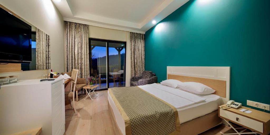 Green Bay Resort And Spa - 7