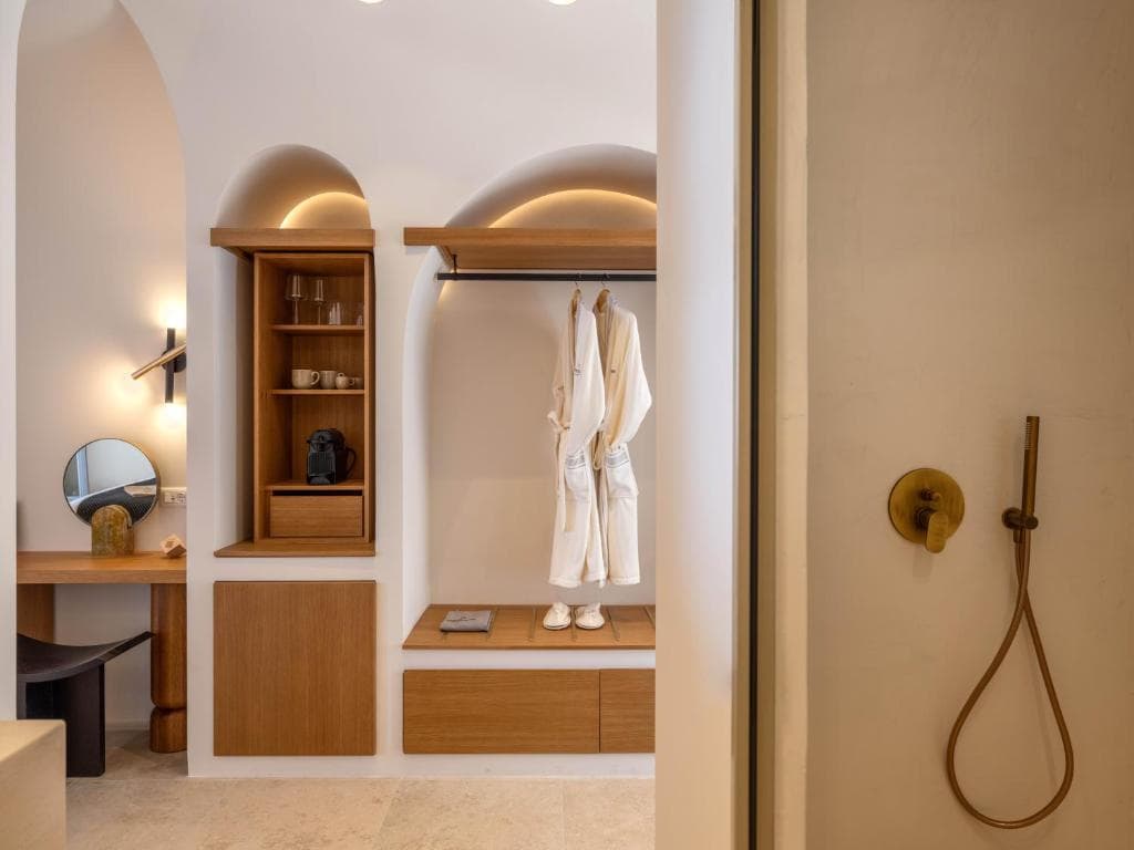 Santo Mine Oia Suites - 2