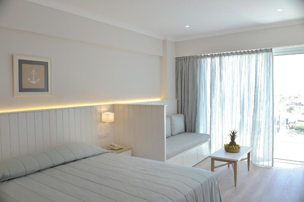 Sunrise Gardens Aparthotel - 2