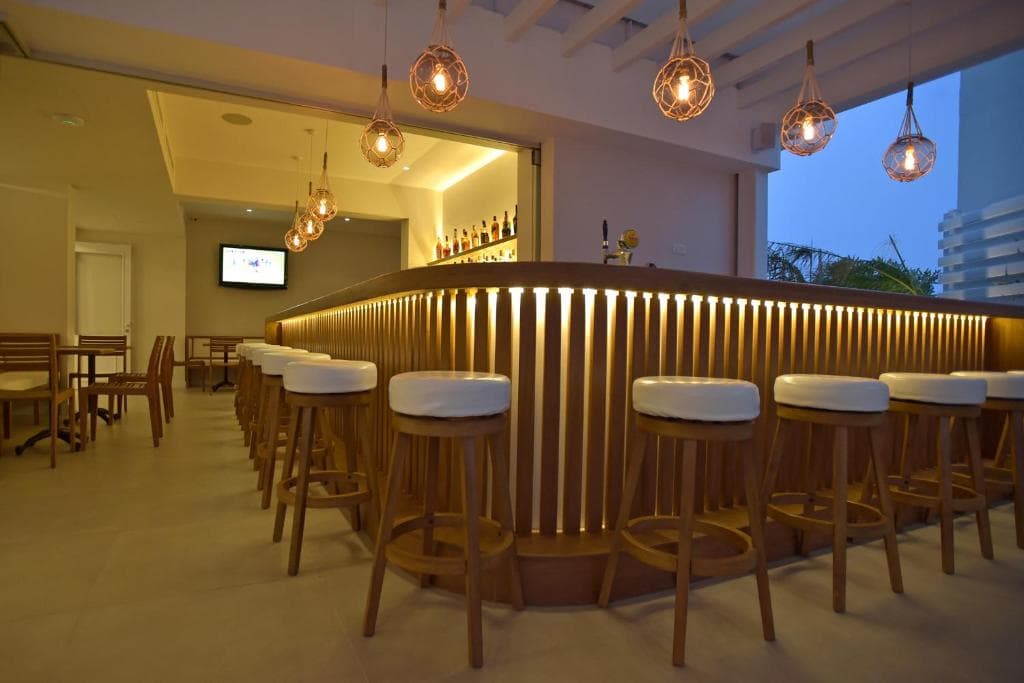 Sunrise Gardens Aparthotel - 6
