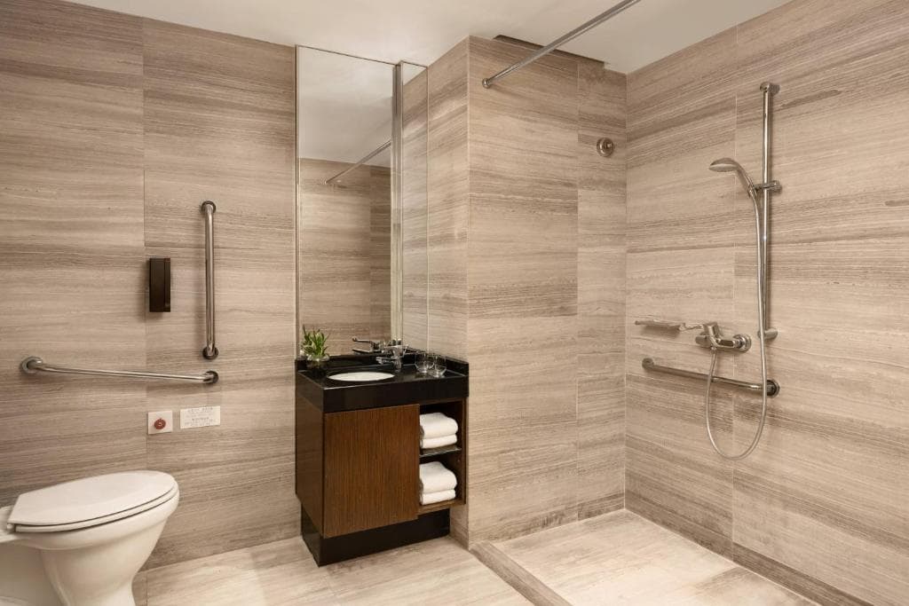 Courtyard by Marriott Hong Kong - 9