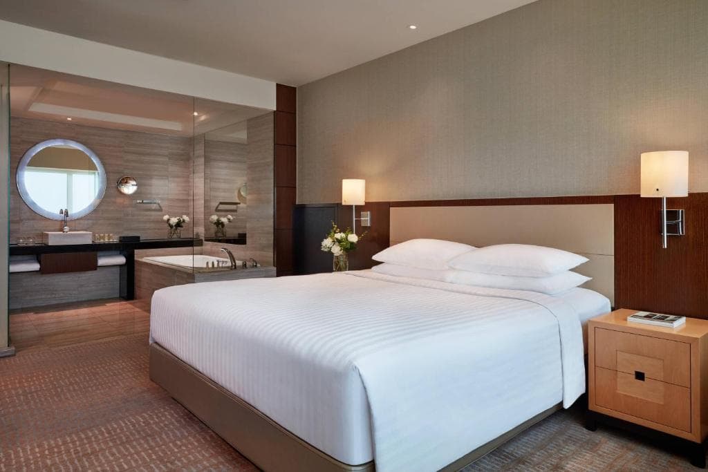 Courtyard by Marriott Hong Kong - 17