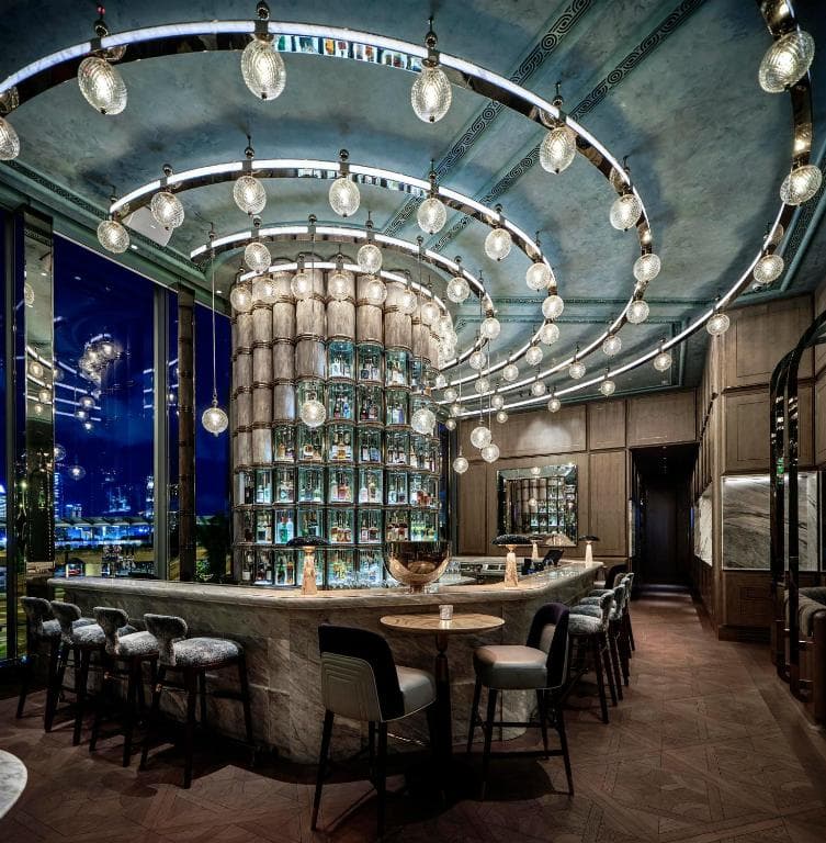 Four Seasons Hotel Hong Kong - 28