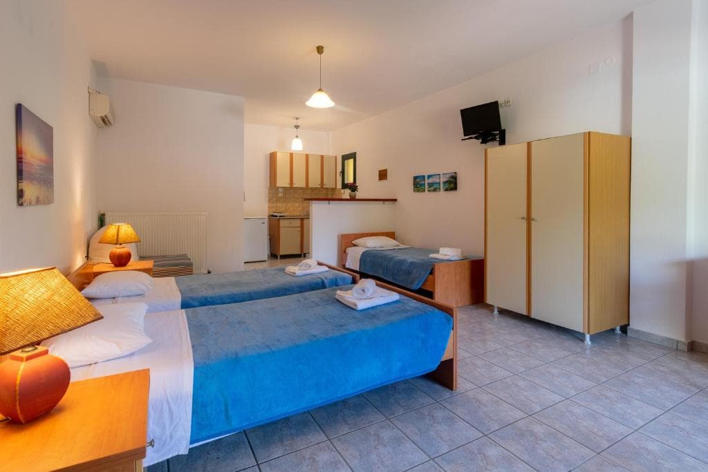 Rivendell Apartments - 5