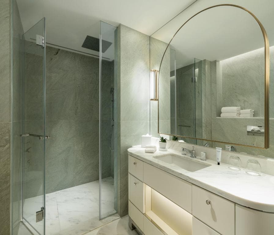 Lanson Place Causeway Bay, Hong Kong - 20