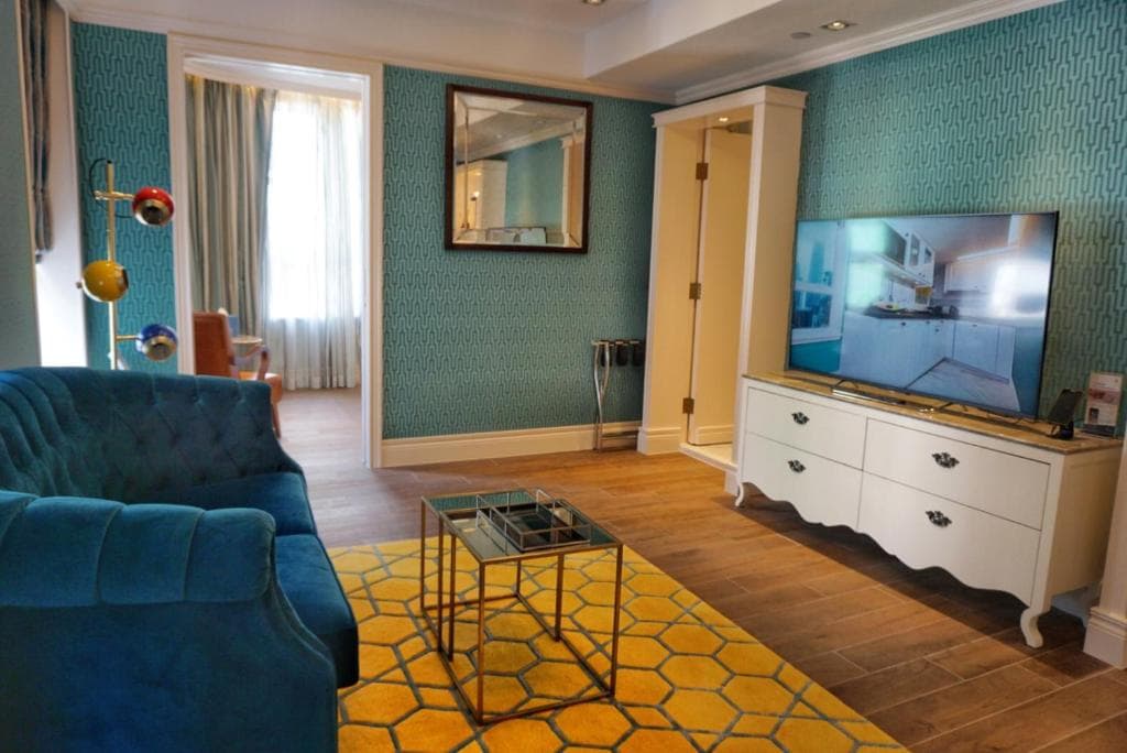 Madera Hollywood - 8