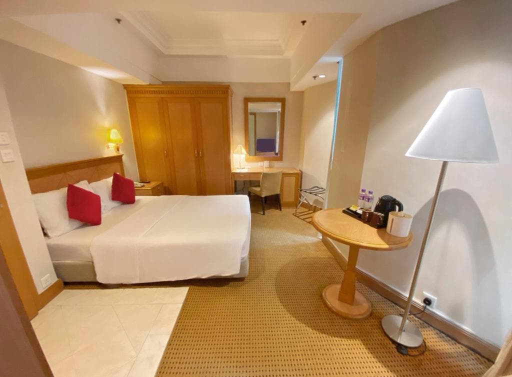 Ramada by Wyndham Hong Kong Grand View - 11