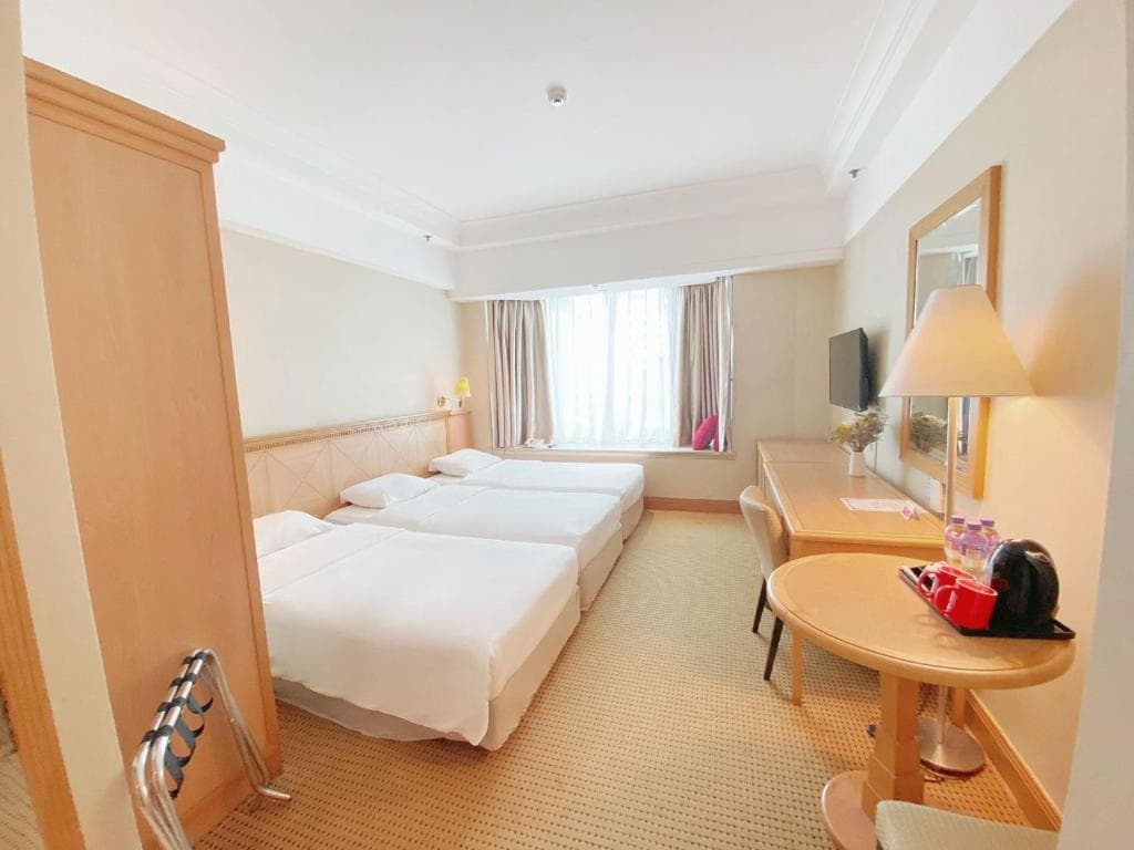 Ramada by Wyndham Hong Kong Grand View - 12