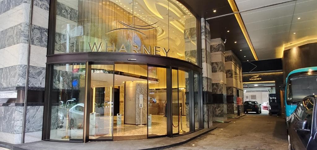Wharney Hotel - 1