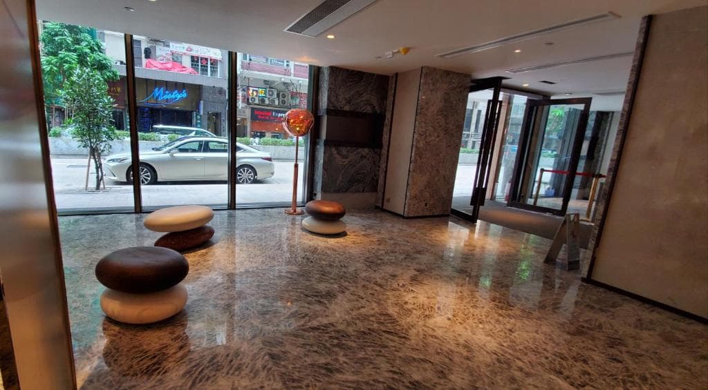Wharney Hotel - 11
