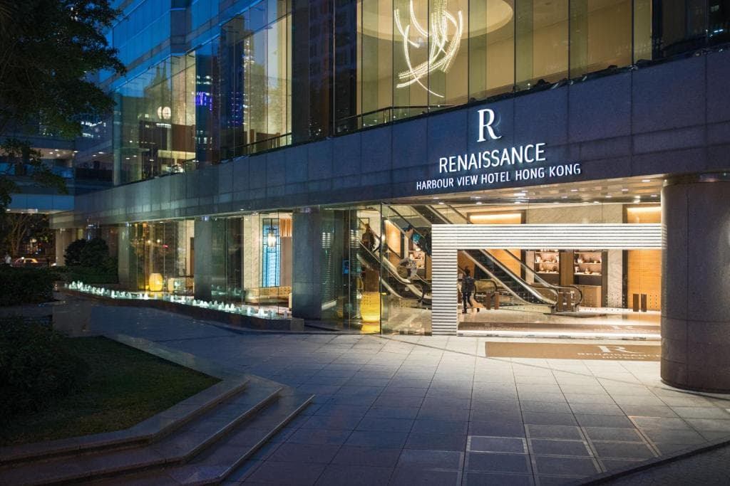 Renaissance Hong Kong Harbour View Hotel - 1