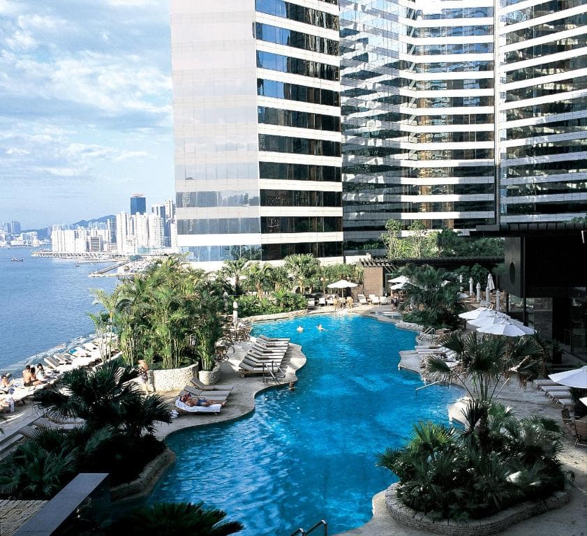 Renaissance Hong Kong Harbour View Hotel - 4
