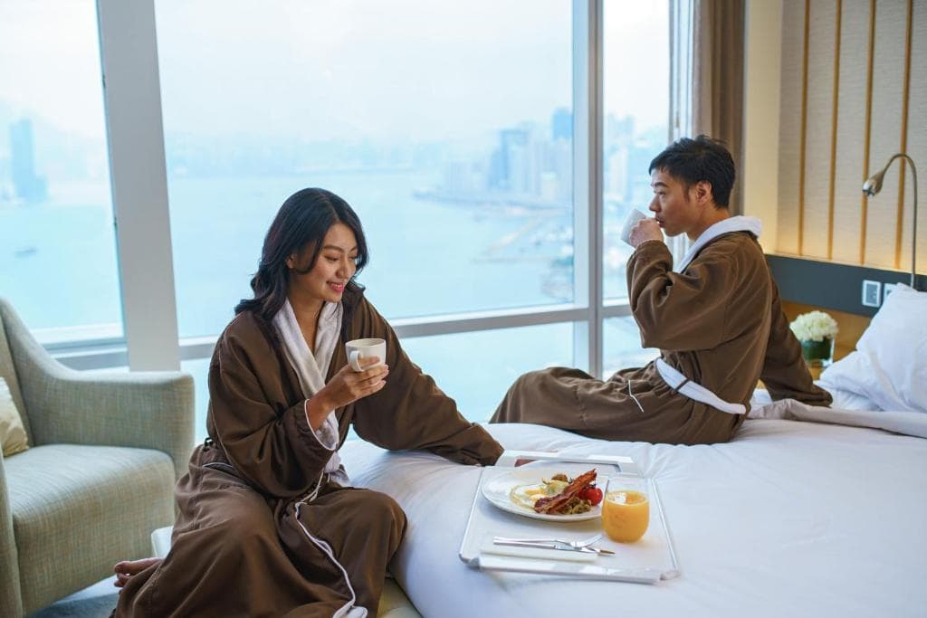 Renaissance Hong Kong Harbour View Hotel - 30