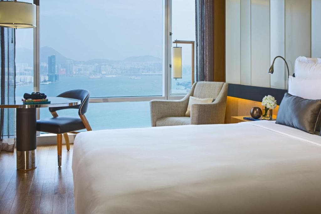 Renaissance Hong Kong Harbour View Hotel - 37