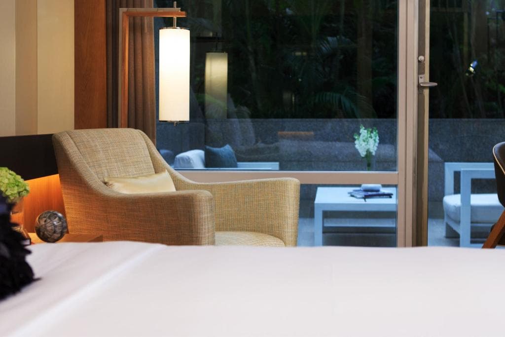 Renaissance Hong Kong Harbour View Hotel - 43
