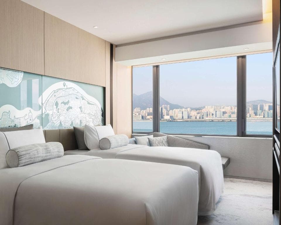Hyatt Centric Victoria Harbour Hong Kong - 2