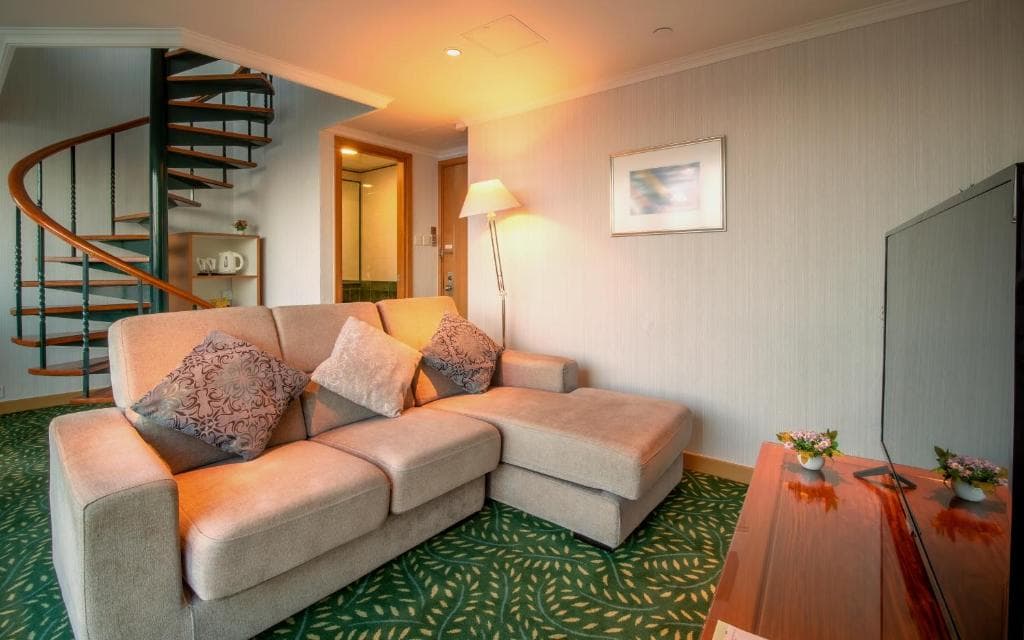 Bishop Lei International House - 45