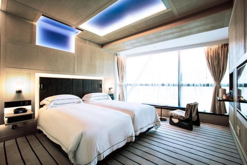 The Emperor Hotel - 15