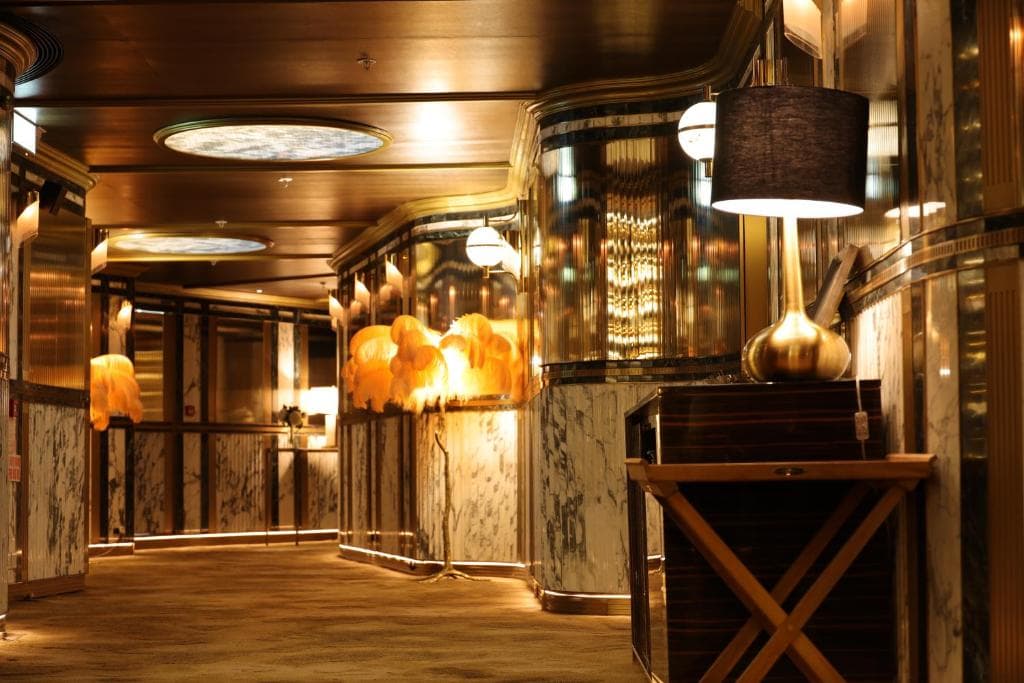The Emperor Hotel - 35
