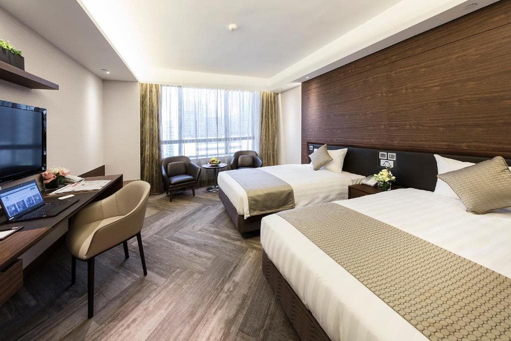 Gloucester Luk Kwok Hong Kong - 31