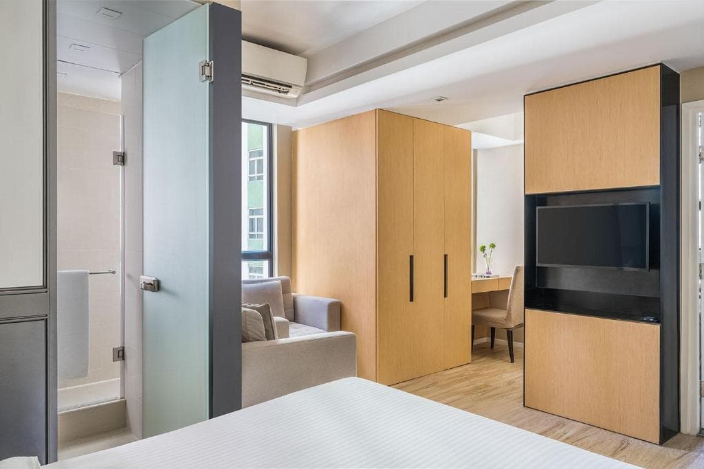 YING'nFLO, Hong Kong, Wan Chai - 22
