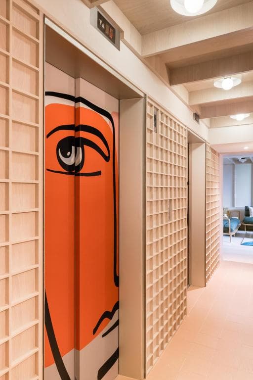 YING'nFLO, Hong Kong, Wan Chai - 28