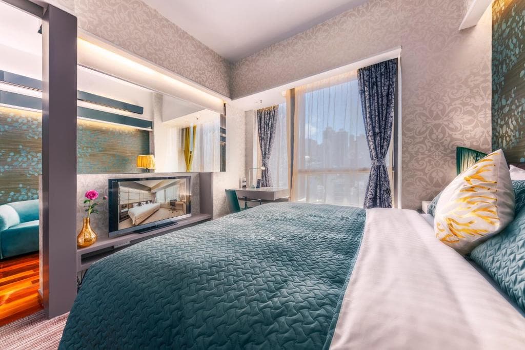 The Mercer - 4