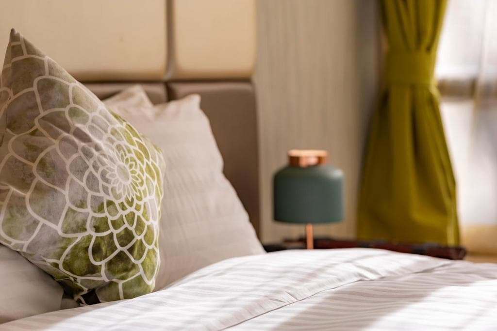 The Mercer - 16