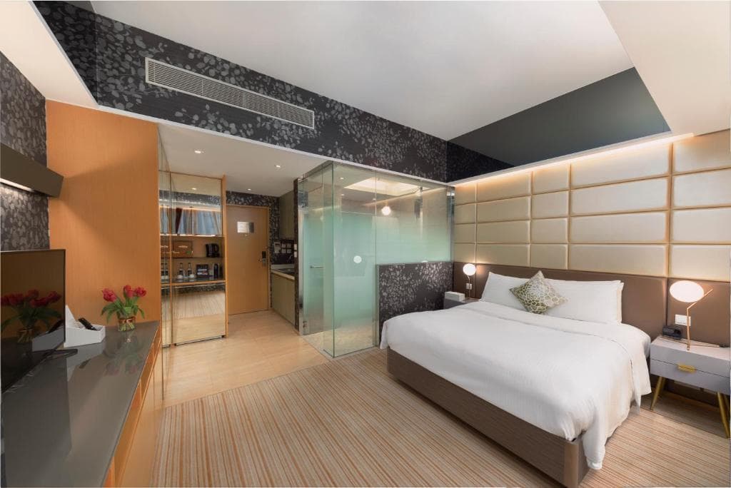 The Mercer - 29