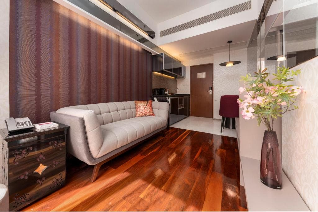 The Mercer - 44