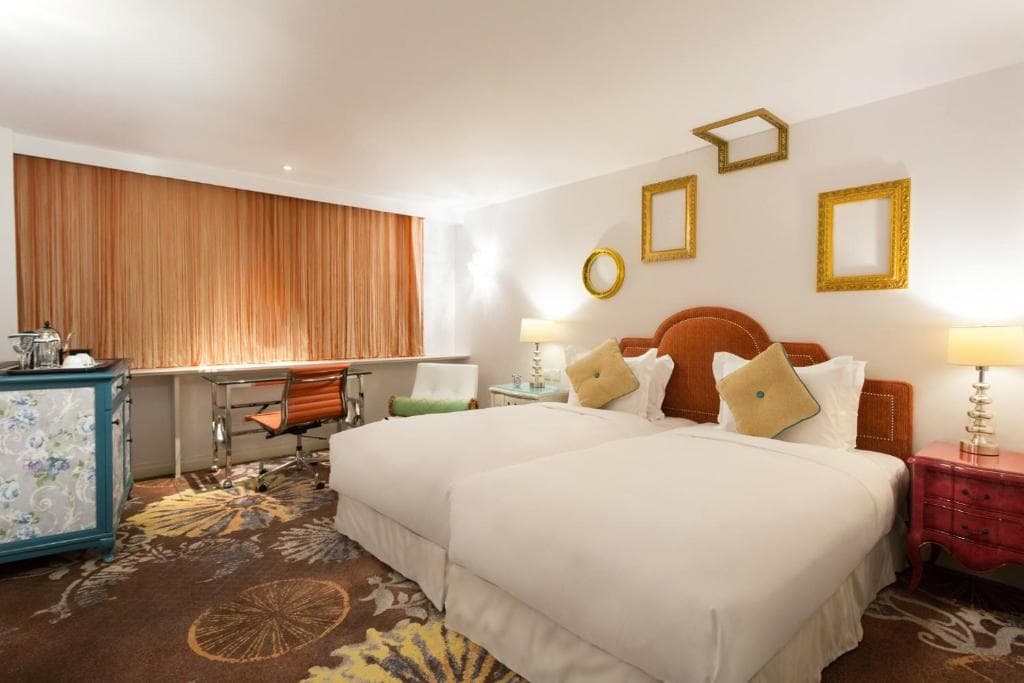 The Luxe Manor - 2