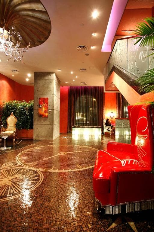 The Luxe Manor - 9