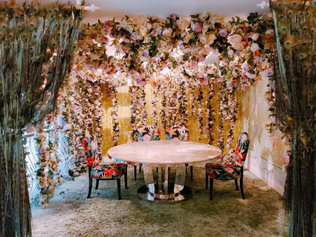 The Luxe Manor - 22