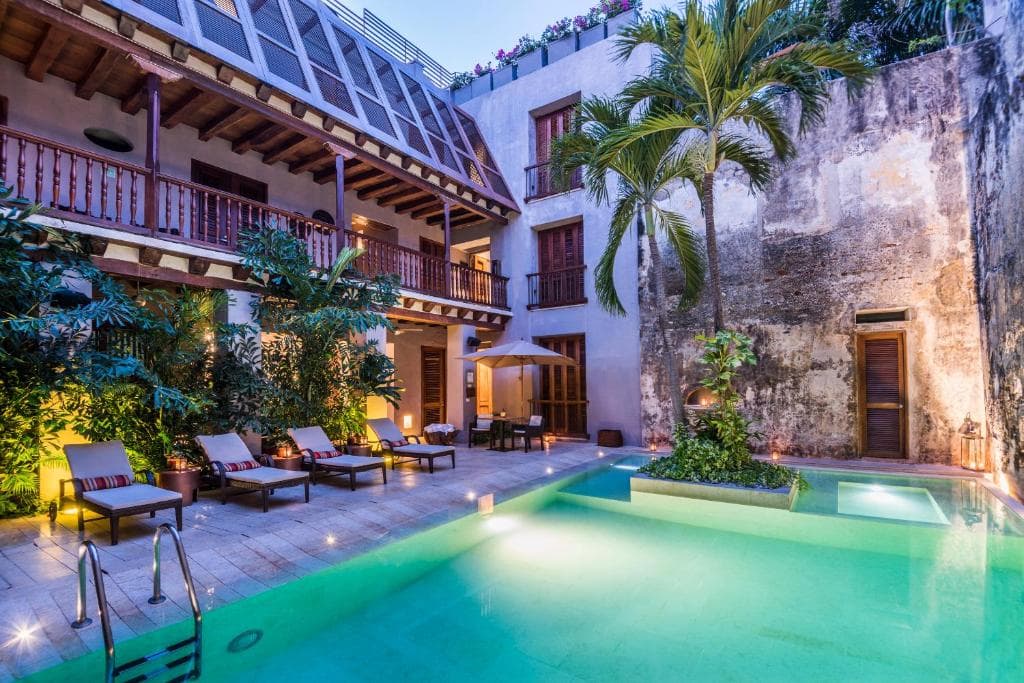 Ananda Hotel Boutique - 28