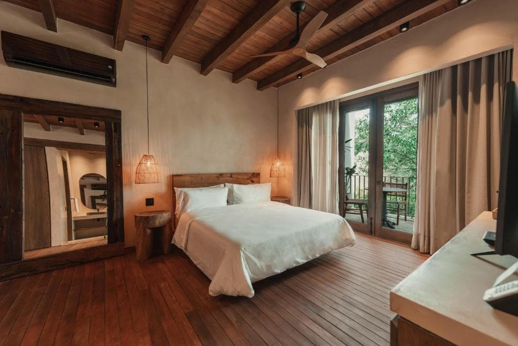 Makani Luxury Wanderlust - 8