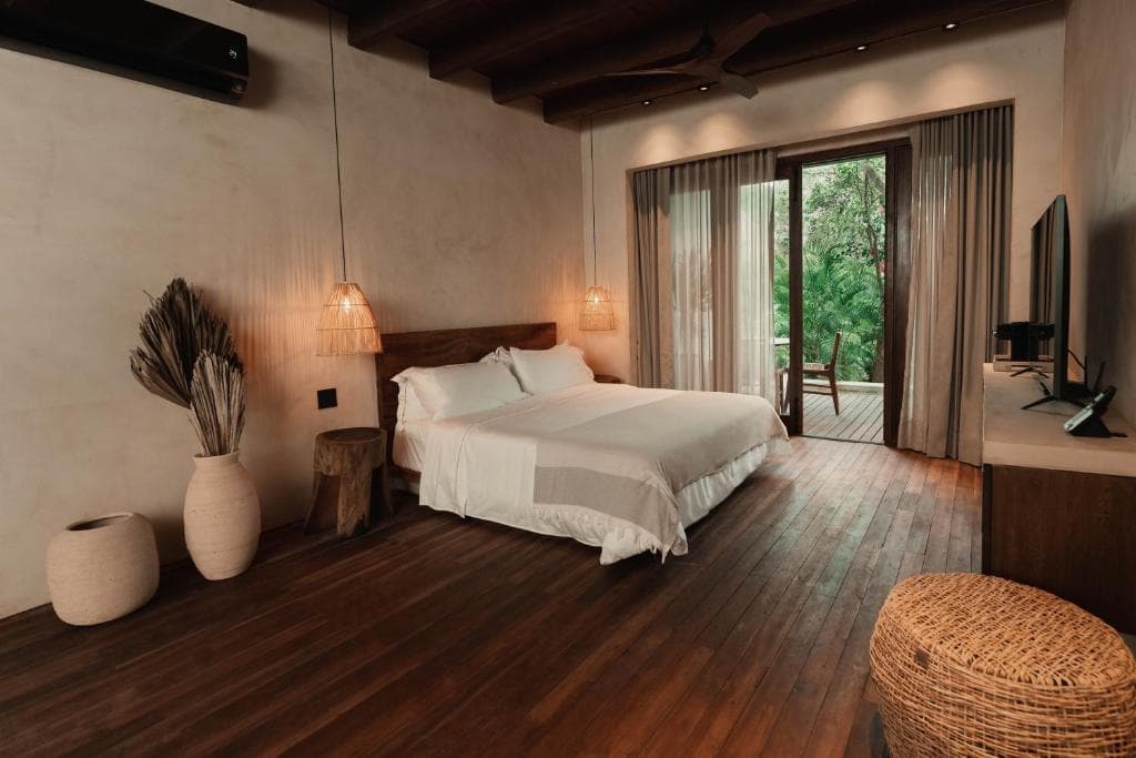 Makani Luxury Wanderlust - 11