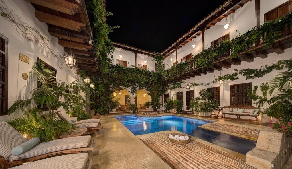 Casa del Arzobispado - 1