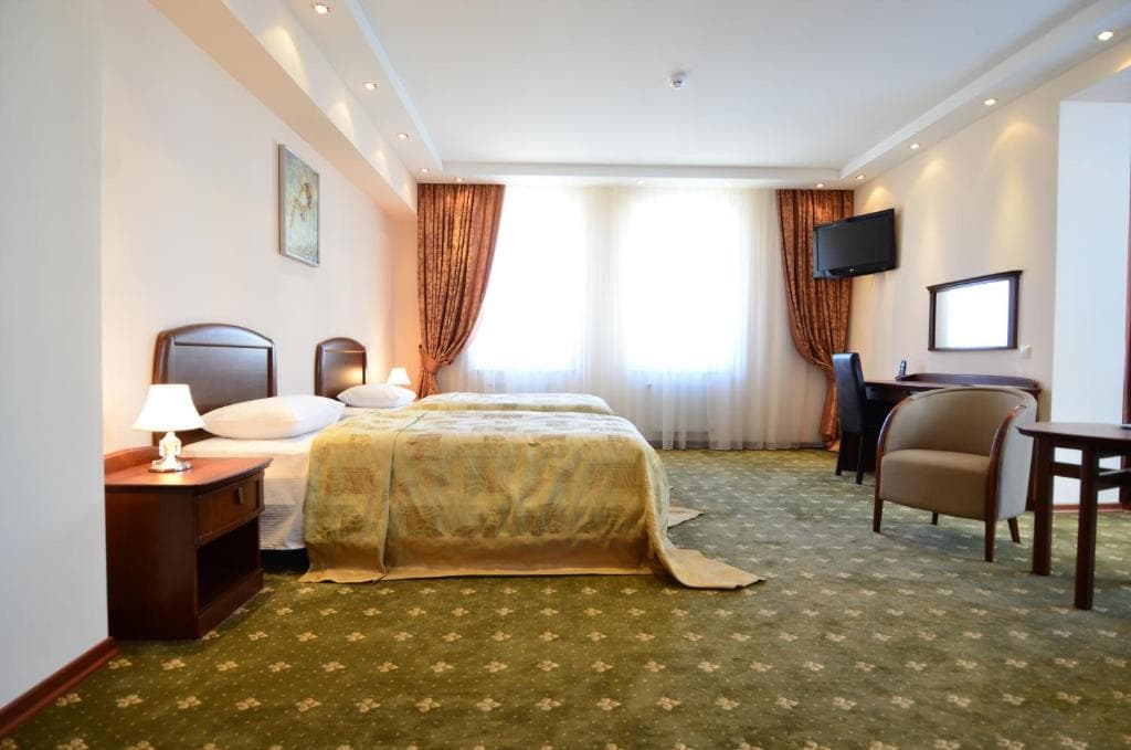 Platinum Hotel - 6