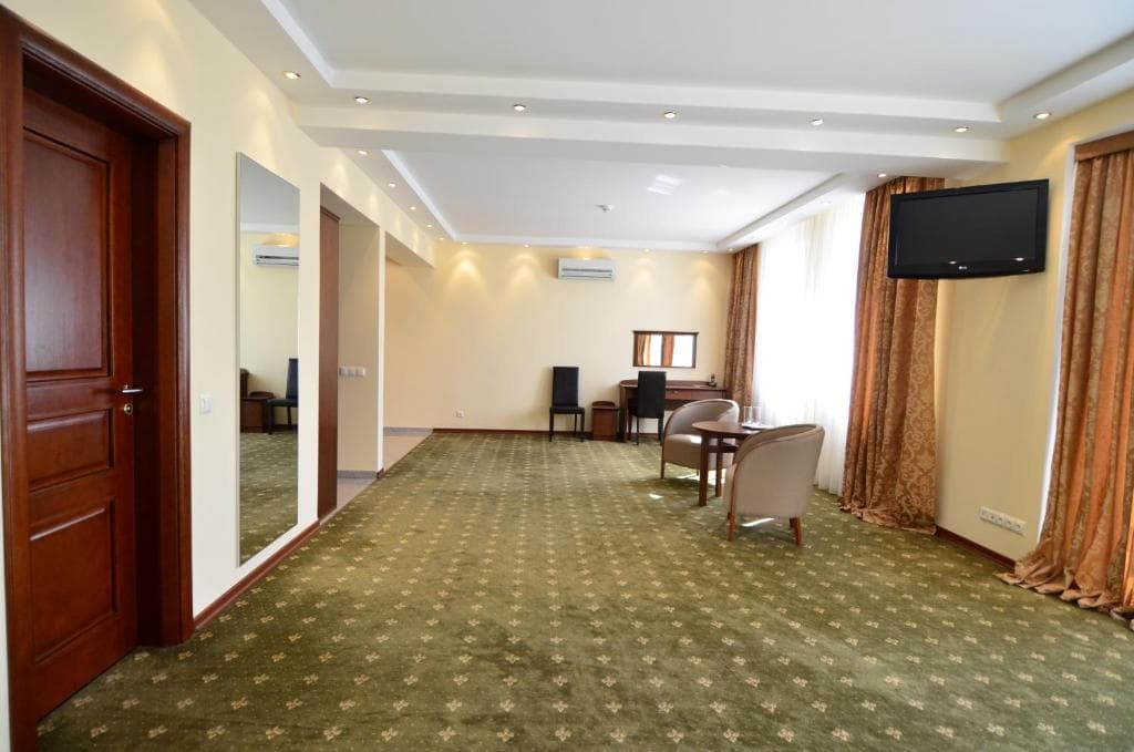 Platinum Hotel - 19
