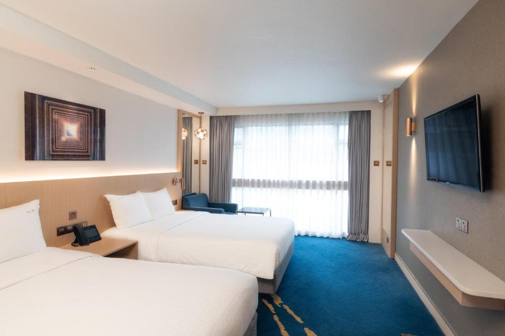 Holiday Inn Golden Mile, an IHG Hotel - 3