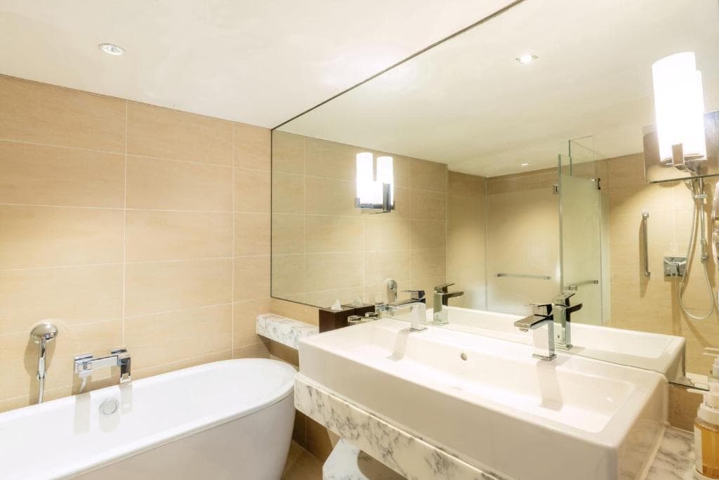 Holiday Inn Golden Mile, an IHG Hotel - 15