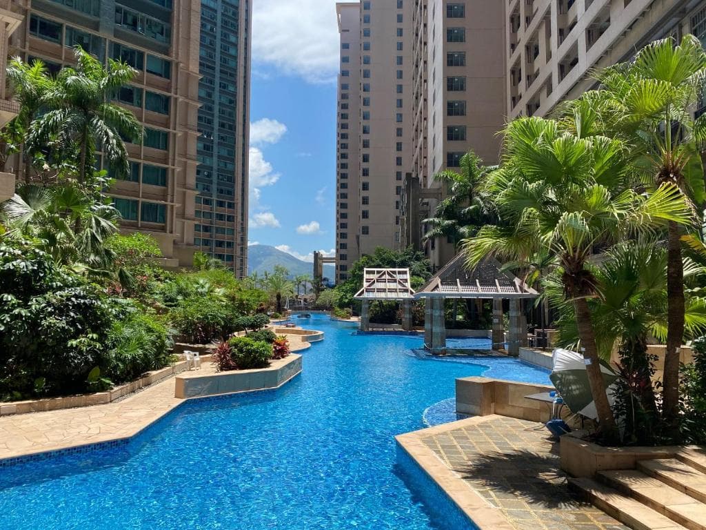 Rambler Oasis Hotel - 1