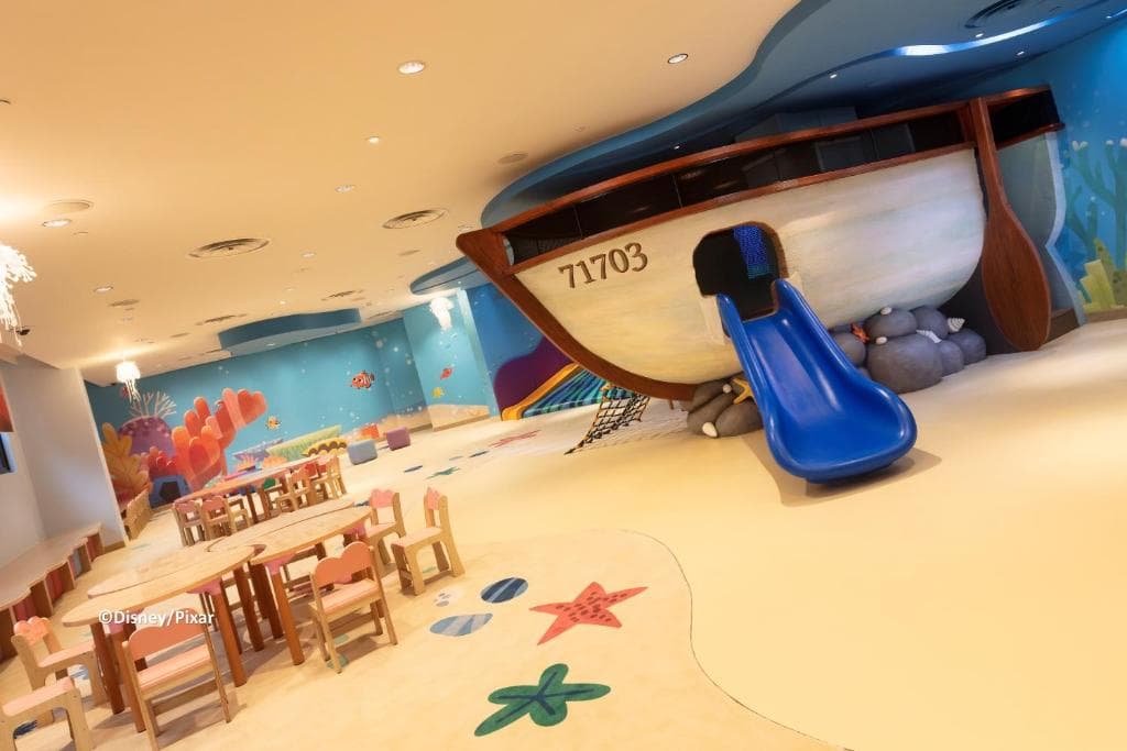 Disney Explorers Lodge - 20